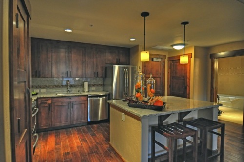 trailheadlodge-kitchen.jpg